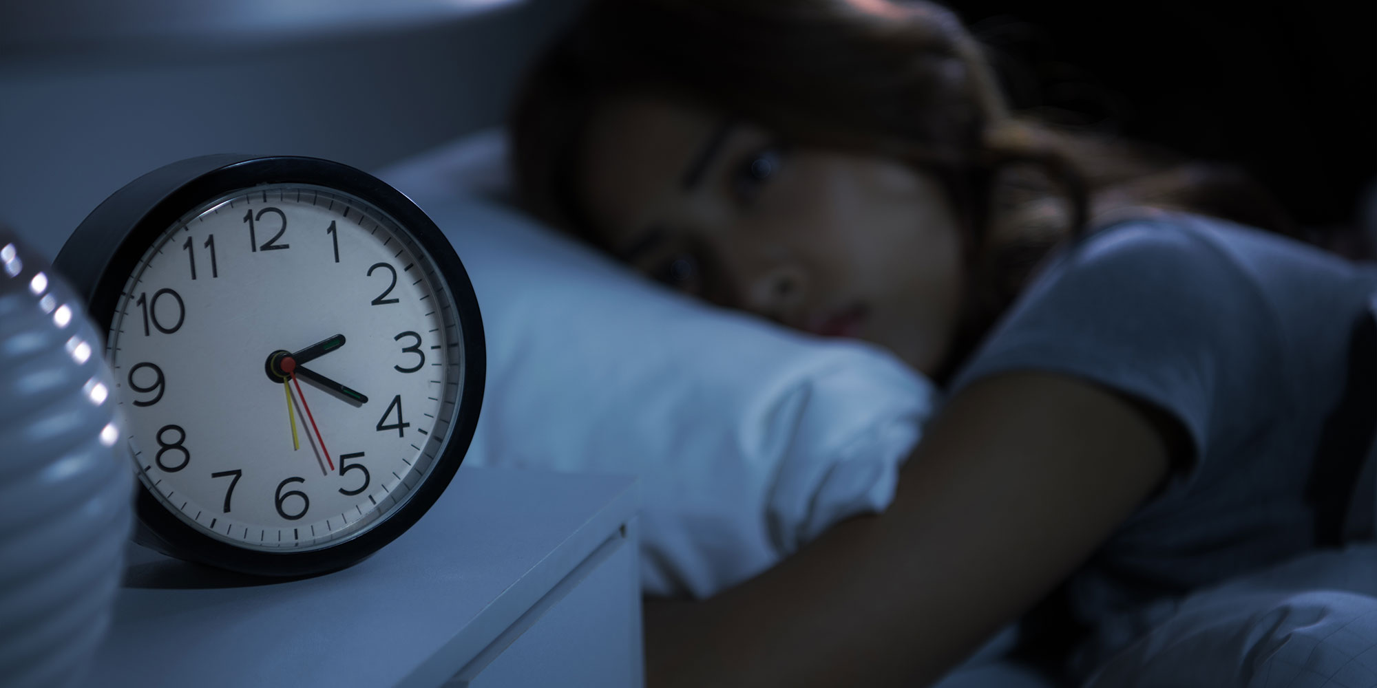 眠れない女性